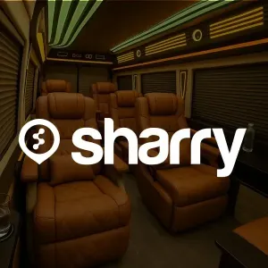 logo i nazwa firmy Sharry na tle wnętrza z fotelami typu recliner